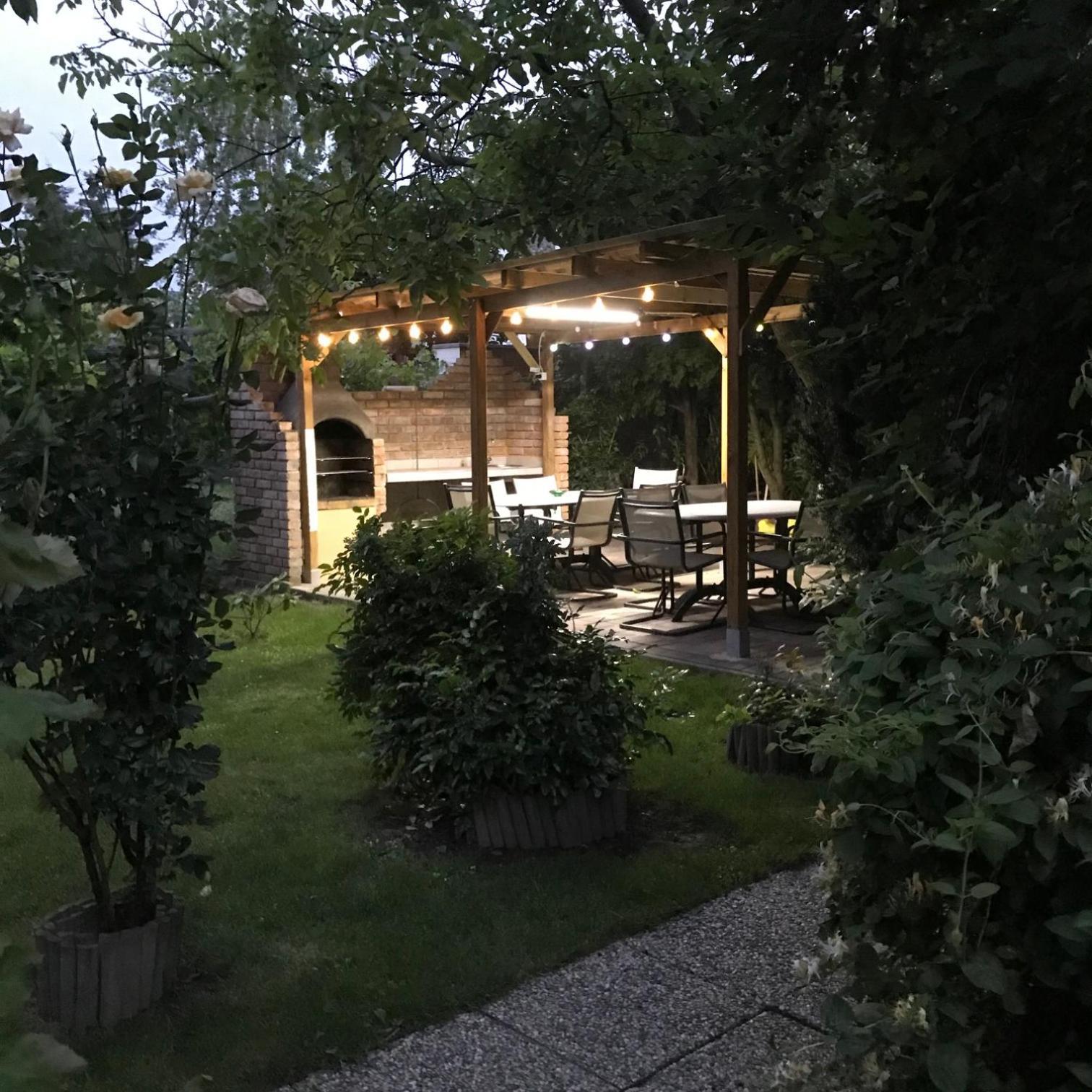 Marika Vendeghaz Hotel Seghedin Exterior foto